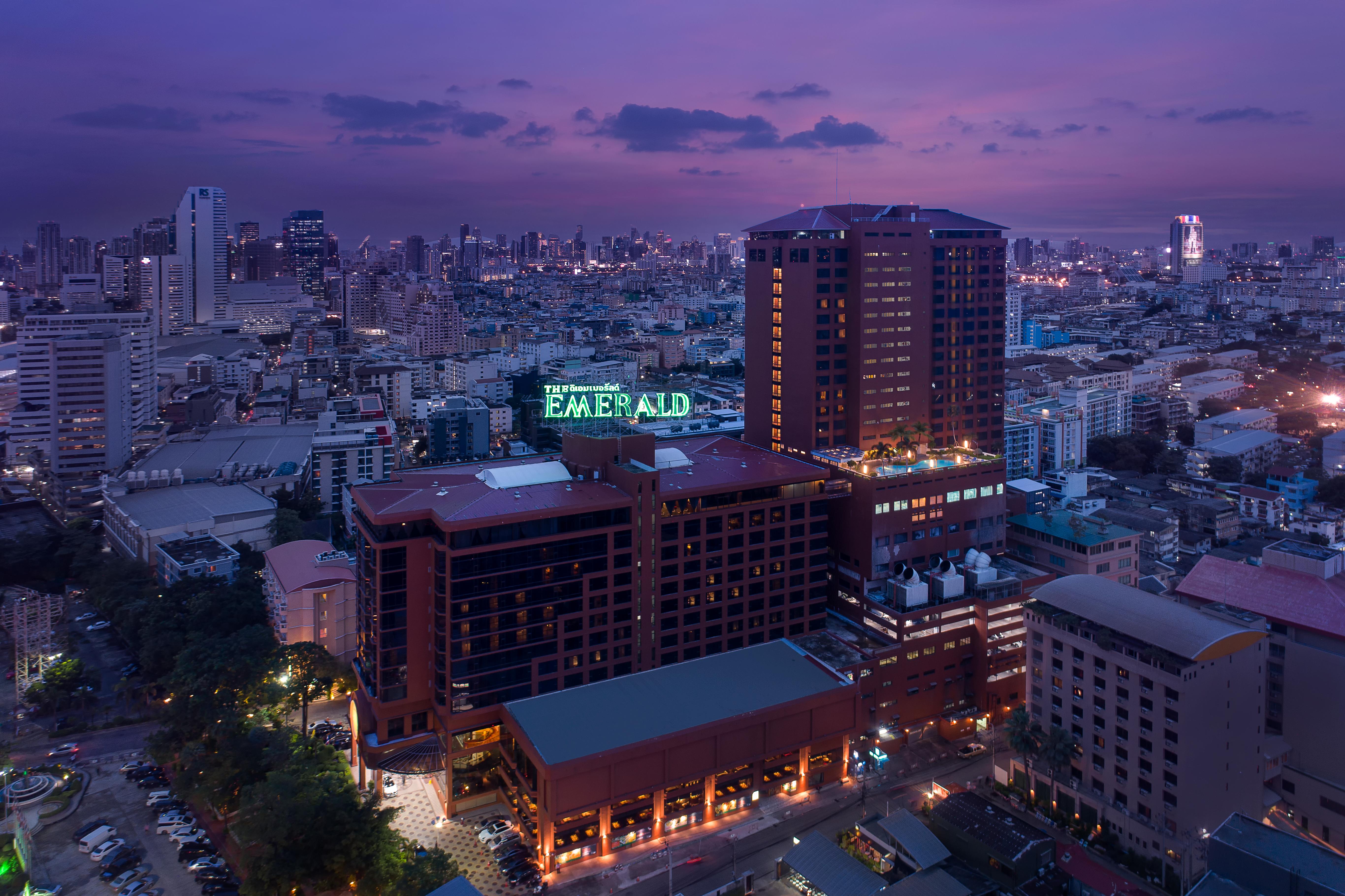 The Emerald Hotel Бангкок Екстер'єр фото