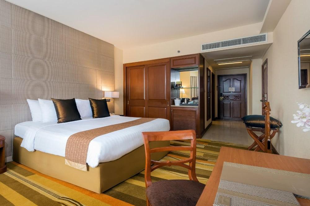 The Emerald Hotel Бангкок Екстер'єр фото