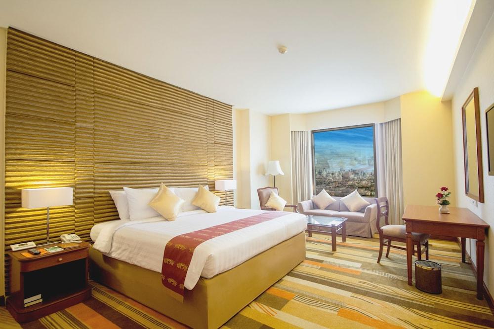 The Emerald Hotel Бангкок Екстер'єр фото